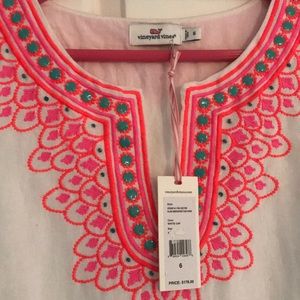 Never worn NWT Vineyard Vine dress white w pink 6